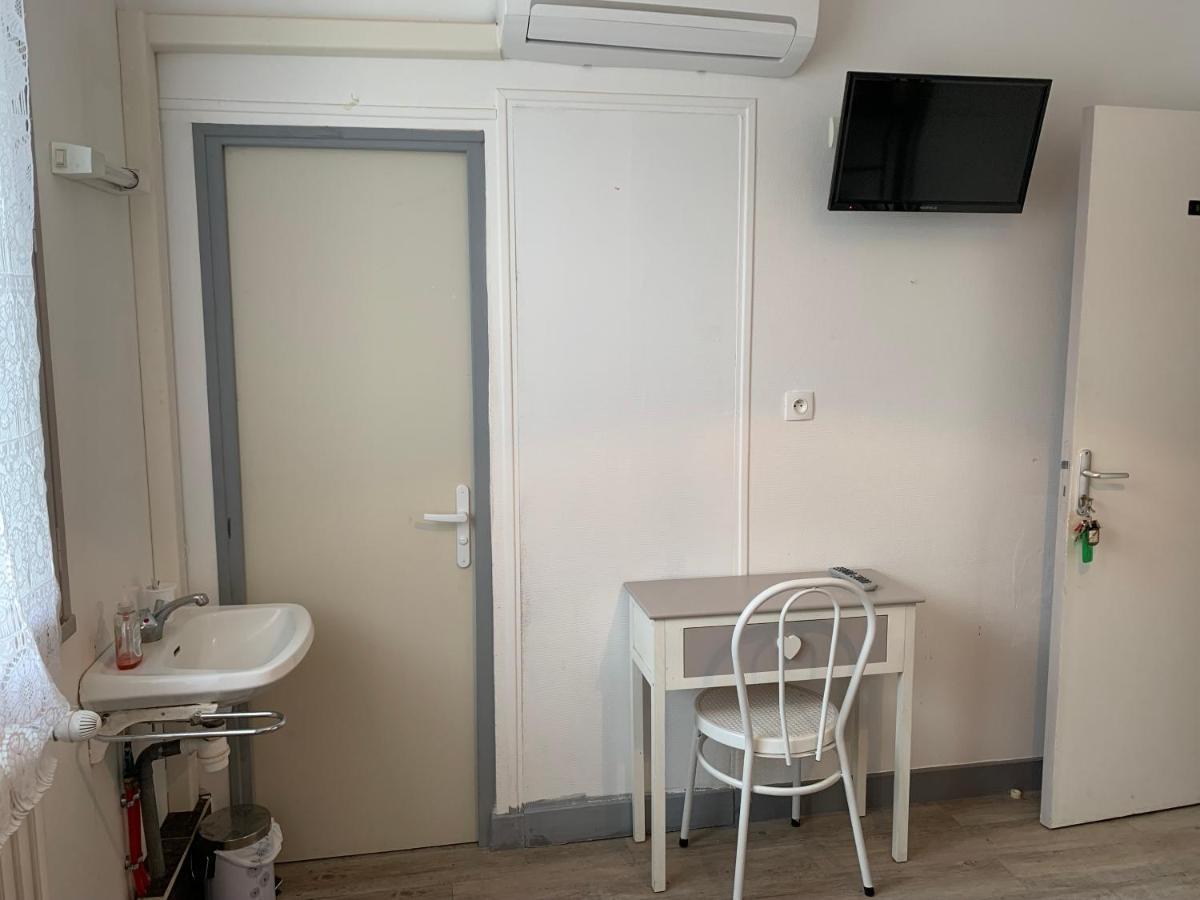 Hotel Du Cygne De La Croix Blanche Lailly-en-Val Εξωτερικό φωτογραφία