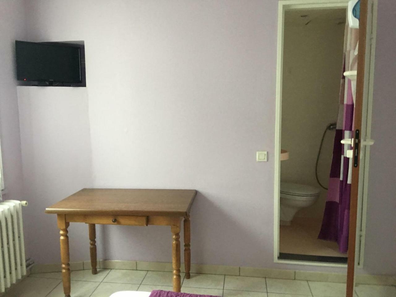 Hotel Du Cygne De La Croix Blanche Lailly-en-Val Εξωτερικό φωτογραφία