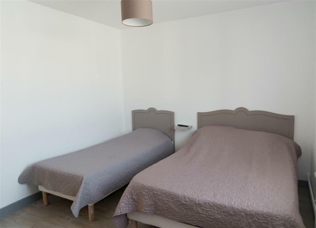 Hotel Du Cygne De La Croix Blanche Lailly-en-Val Εξωτερικό φωτογραφία